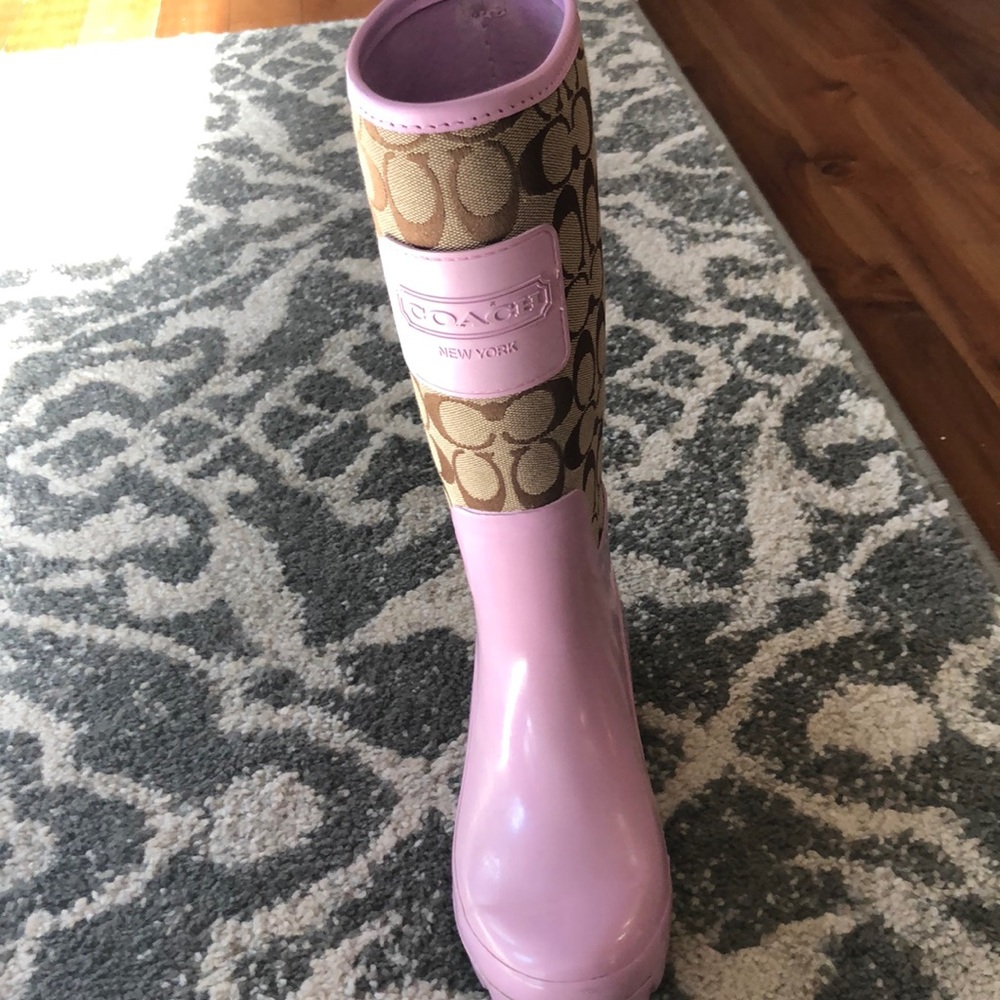 Size 5 coach rain boots